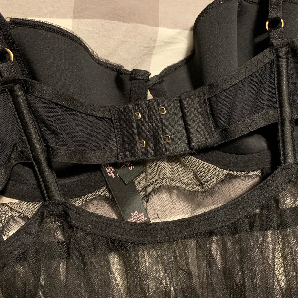 Victoria's Secret Black Sheer Lace Babydoll - Picture 8 of 15